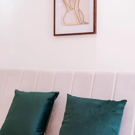 Mia Apartment